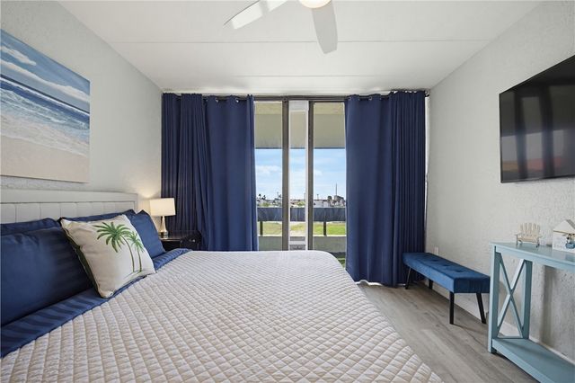 14401 Commodores Dr 211, Corpus Christi, TX 78418