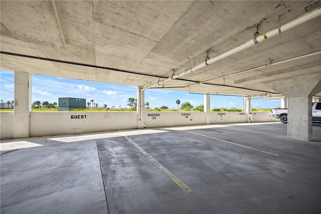 14401 Commodores Dr 211, Corpus Christi, TX 78418