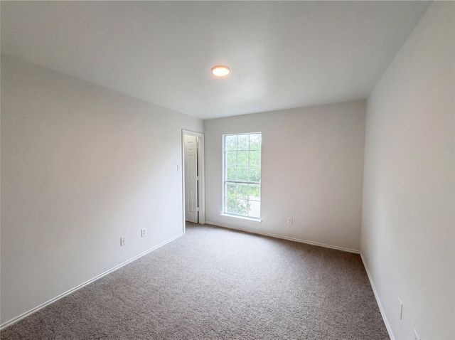 2002 Concan DR, Hutto, TX 78634