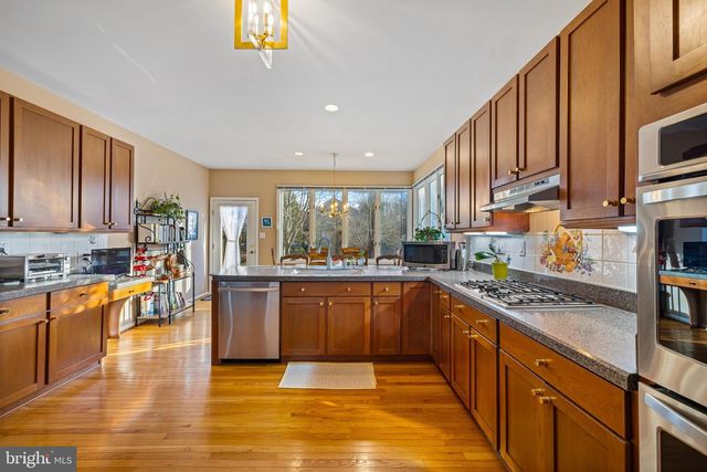 9 JAZZ WAY, Mount Laurel, NJ 08054