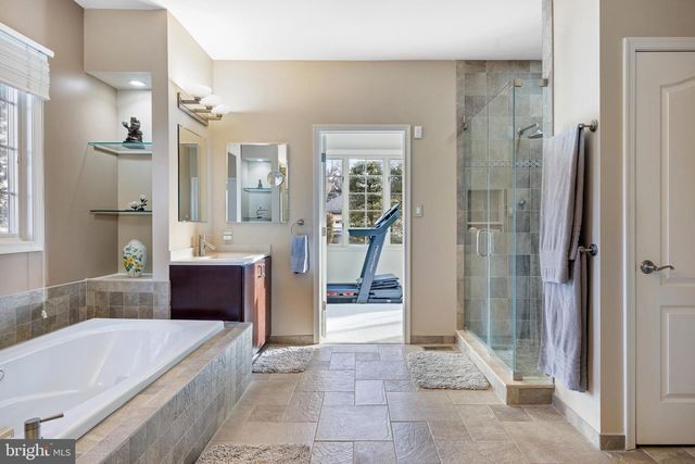 9 JAZZ WAY, Mount Laurel, NJ 08054