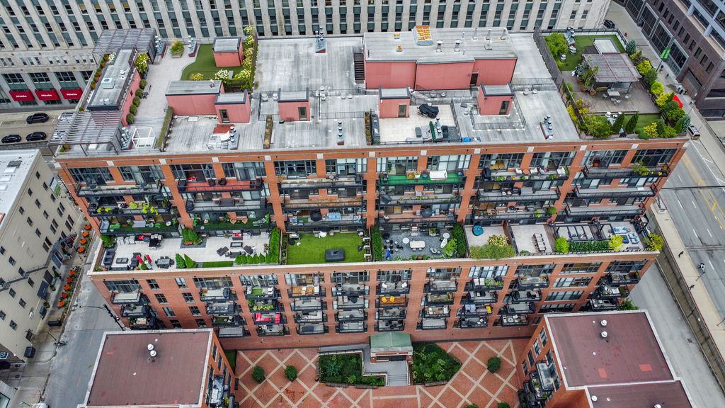 333 W Hubbard Street 605, Chicago, IL 60654 — exterior