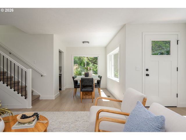 5812 Se WESTFORK St, Portland, OR 97206