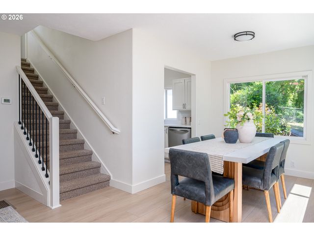 5812 Se WESTFORK St, Portland, OR 97206