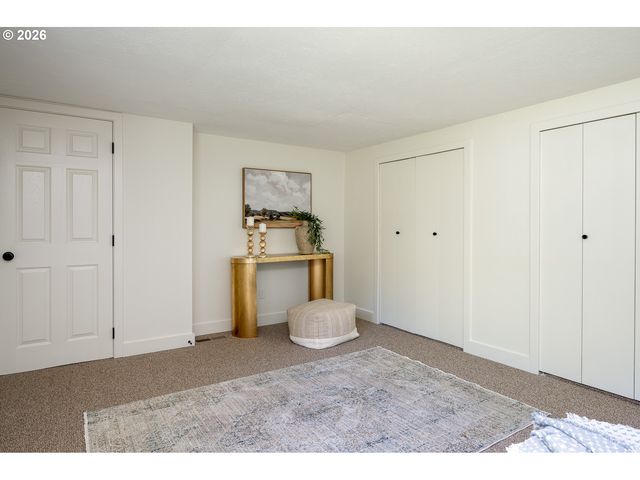 5812 Se WESTFORK St, Portland, OR 97206