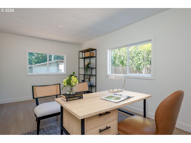 5812 Se WESTFORK St, Portland, OR 97206