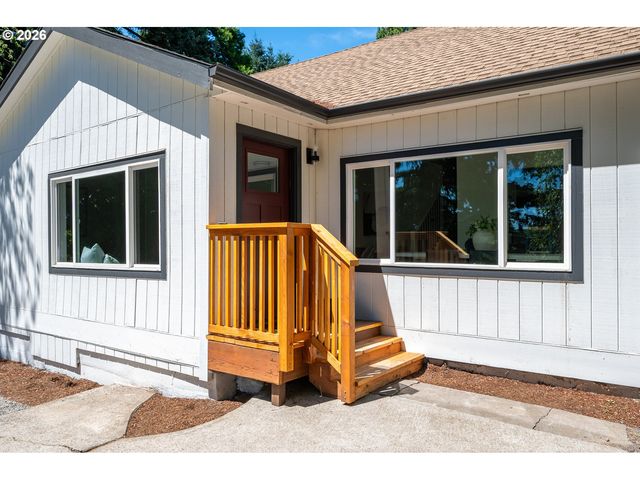 5812 Se WESTFORK St, Portland, OR 97206