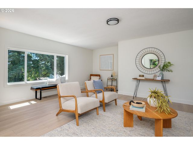 5812 Se WESTFORK St, Portland, OR 97206