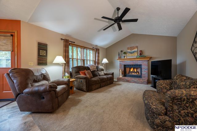 6840 Stephanie Lane, Lincoln, NE 68516