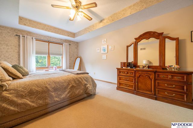 6840 Stephanie Lane, Lincoln, NE 68516