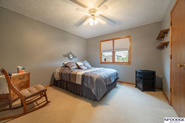 6840 Stephanie Lane, Lincoln, NE 68516