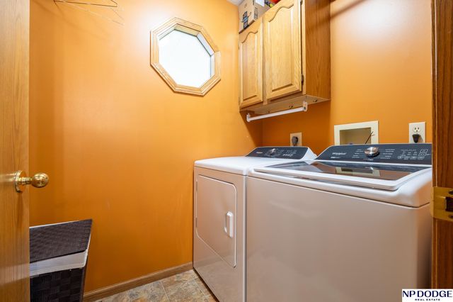 6840 Stephanie Lane, Lincoln, NE 68516