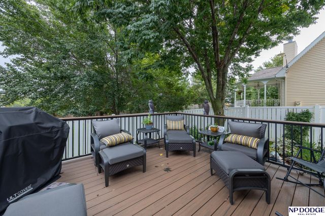 6840 Stephanie Lane, Lincoln, NE 68516