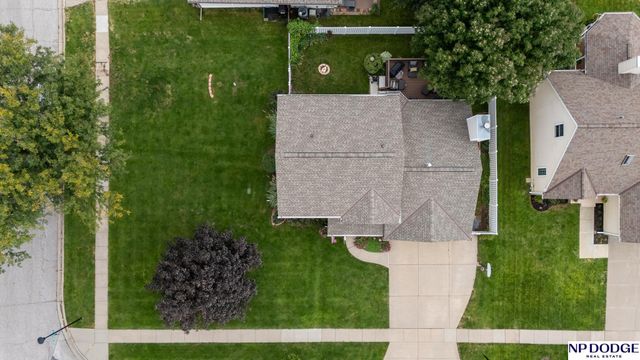 6840 Stephanie Lane, Lincoln, NE 68516
