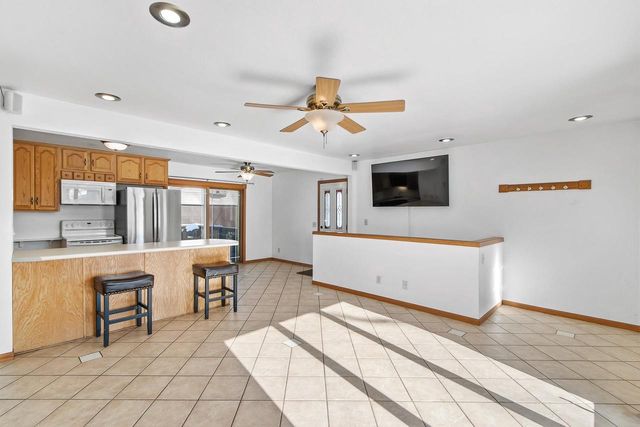 137 Belmont Road, Madison, WI 53714