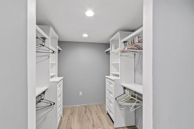 137 Belmont Road, Madison, WI 53714