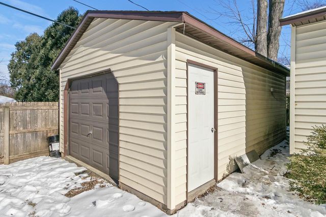 137 Belmont Road, Madison, WI 53714