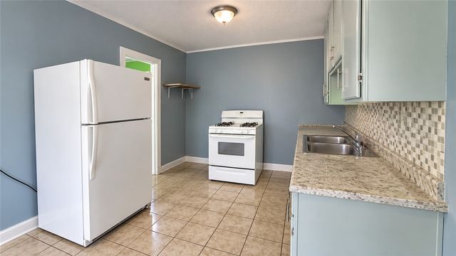 645 Rosewood St, Corpus Christi, TX 78405