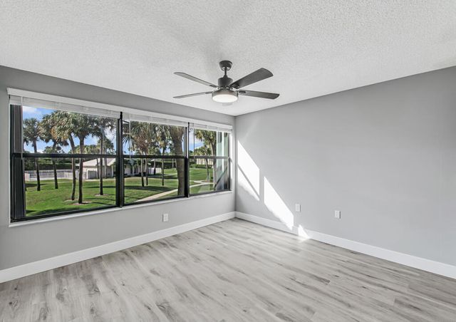 3507 Village Boulevard 201, West Palm Beach, FL 33409