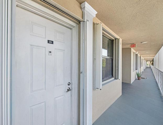 3507 Village Boulevard 201, West Palm Beach, FL 33409