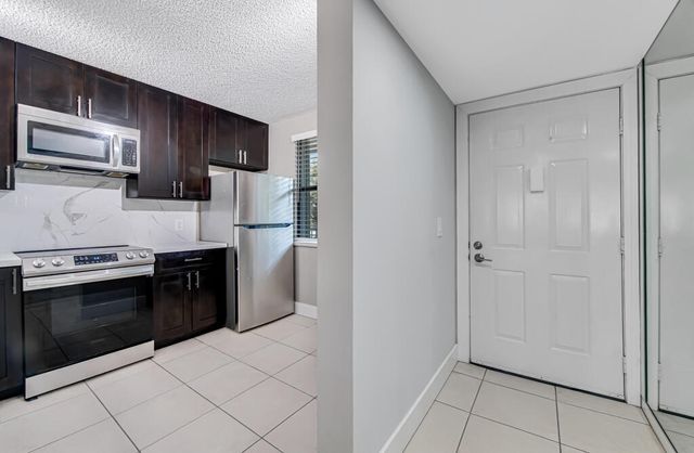 3507 Village Boulevard 201, West Palm Beach, FL 33409