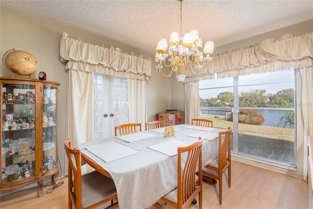 6809 TWELVE OAKS BOULEVARD, Tampa, FL 33634