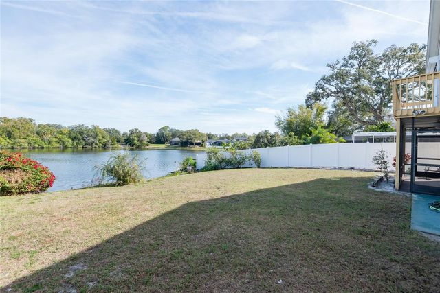 6809 TWELVE OAKS BOULEVARD, Tampa, FL 33634