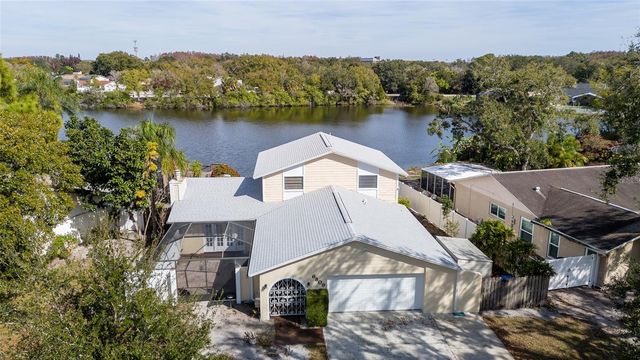 6809 TWELVE OAKS BOULEVARD, Tampa, FL 33634