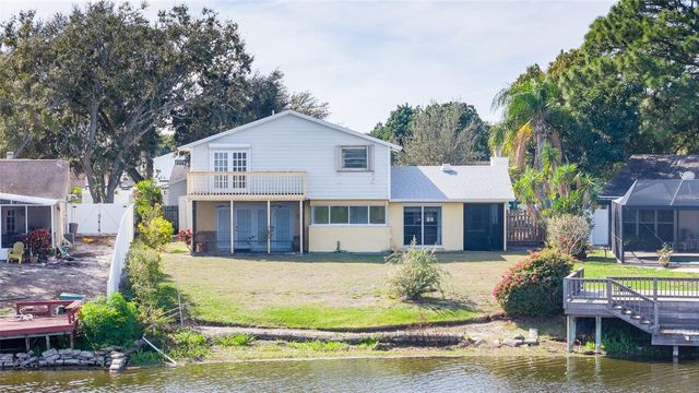 6809 TWELVE OAKS BOULEVARD, Tampa, FL 33634