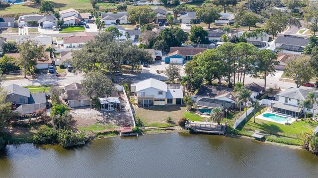 6809 TWELVE OAKS BOULEVARD, Tampa, FL 33634