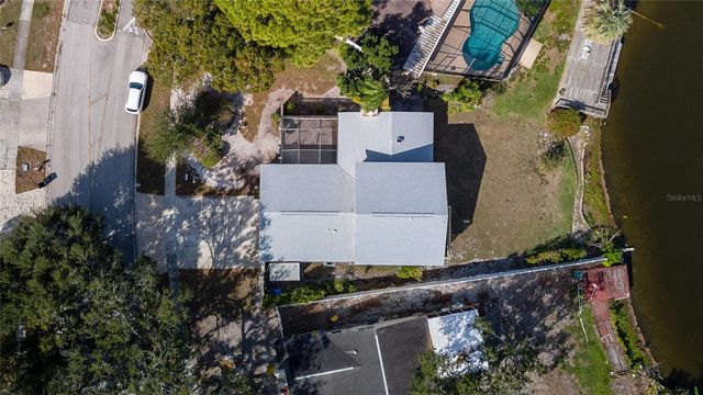 6809 TWELVE OAKS BOULEVARD, Tampa, FL 33634