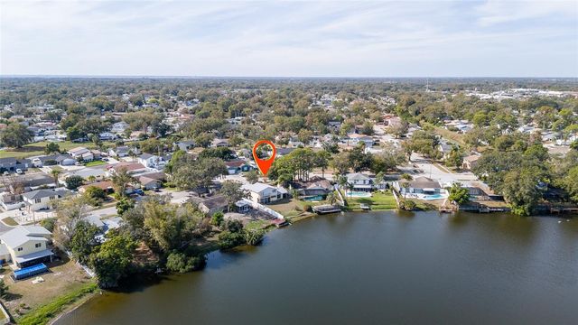 6809 TWELVE OAKS BOULEVARD, Tampa, FL 33634