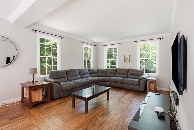 95 Mount Hope, North Attleboro, MA 02760