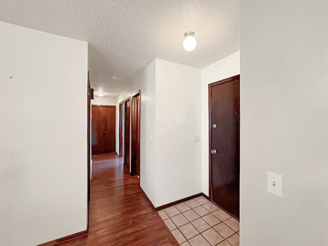 1049 NW 25th Street, Moore, OK 73160