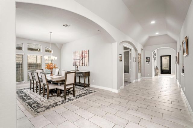 3702 Lake Falls Drive, Fulshear, TX 77441