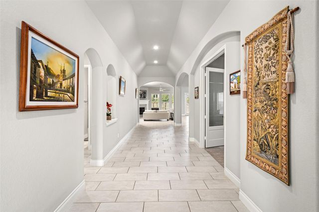 3702 Lake Falls Drive, Fulshear, TX 77441