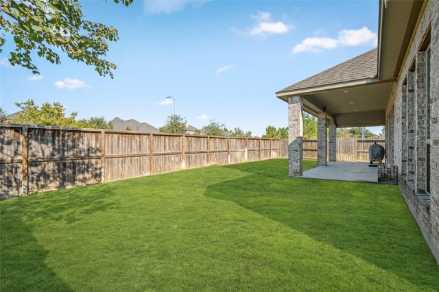 3702 Lake Falls Drive, Fulshear, TX 77441