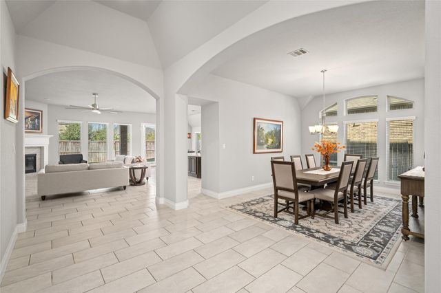 3702 Lake Falls Drive, Fulshear, TX 77441