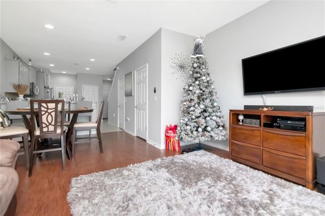 9216 HILLCROFT DRIVE, Riverview, FL 33578