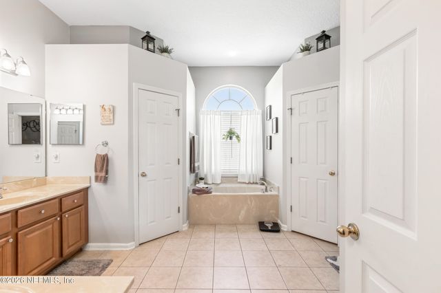 14023 REDROCK LAKE Drive, Jacksonville, FL 32226