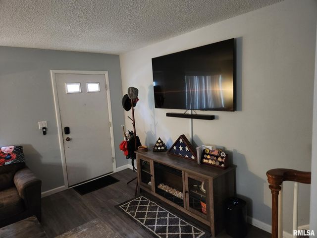 160 S Durkin Dr Unit 3, Springfield, IL 62704