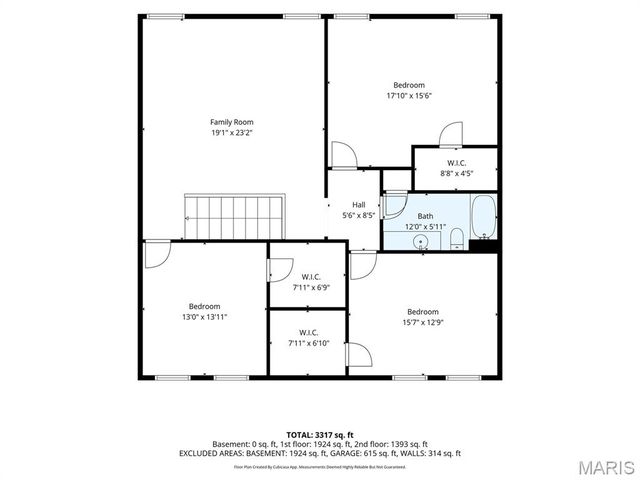 18 Kings Crossing Court, St Louis, MO 63129