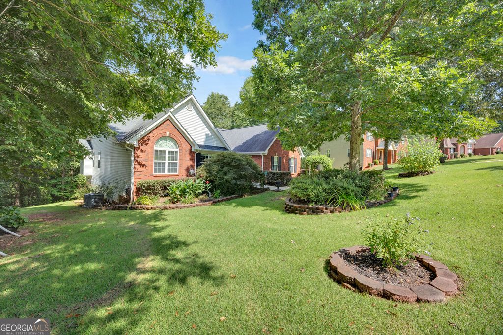 40 Woodcrest Avenue, Covington, GA 30016 — exterior