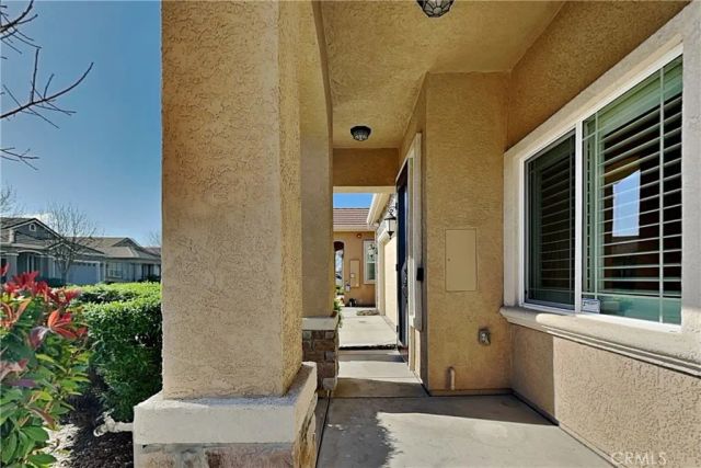 2091 State, Turlock, CA 95380