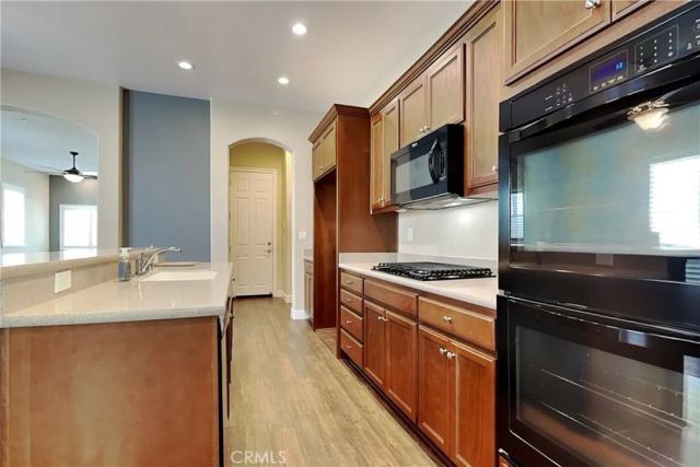 2091 State, Turlock, CA 95380