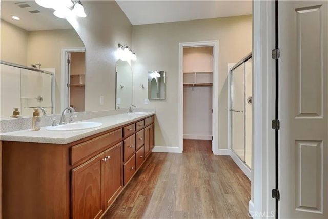 2091 State, Turlock, CA 95380