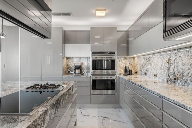 401 S PALM AVENUE 1102, Sarasota, FL 34236