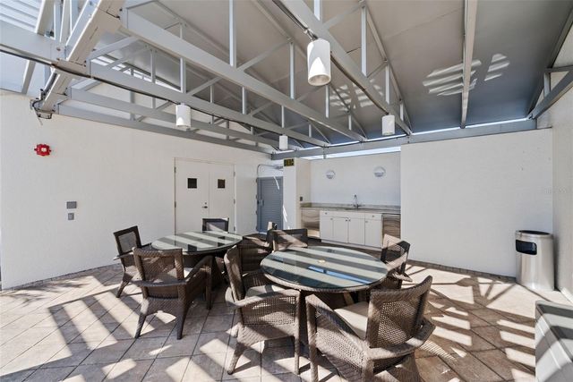 401 S PALM AVENUE 1102, Sarasota, FL 34236