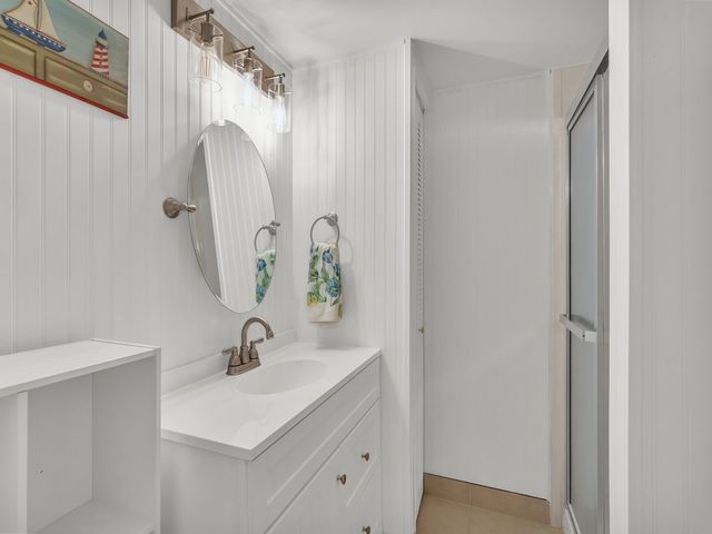 1100 Ponce De Leon Circle 308, Vero Beach, FL 32960