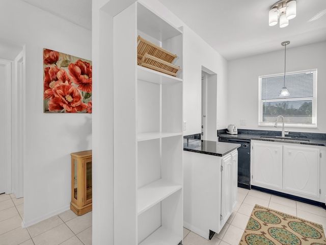 1100 Ponce De Leon Circle 308, Vero Beach, FL 32960